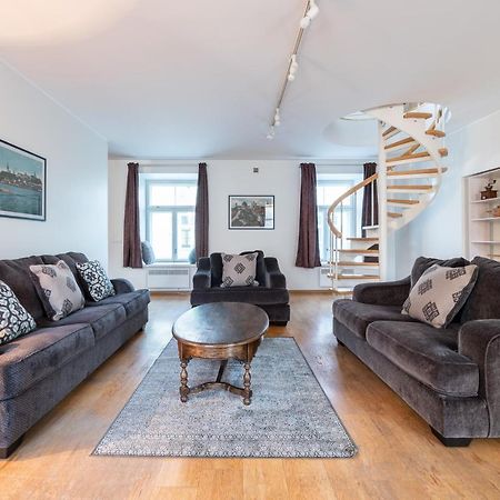 Old Town - Vana Viru Apartment Tallinn Bagian luar foto