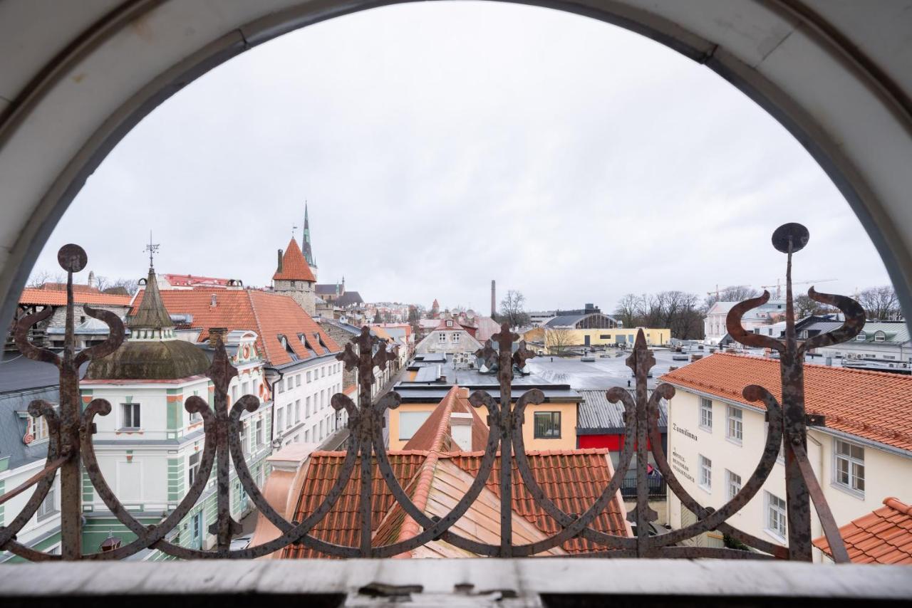 Old Town - Vana Viru Apartment Tallinn Bagian luar foto