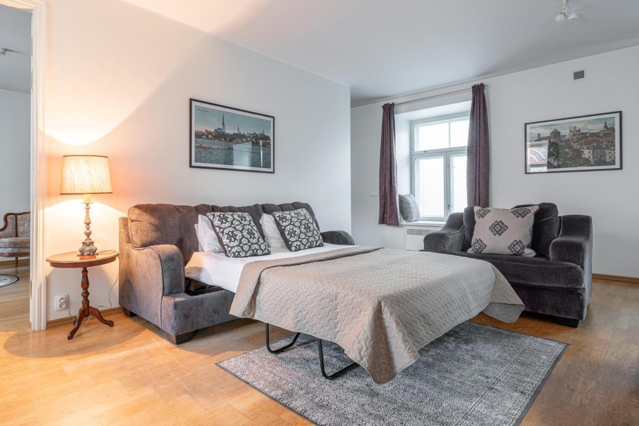 Old Town - Vana Viru Apartment Tallinn Bagian luar foto