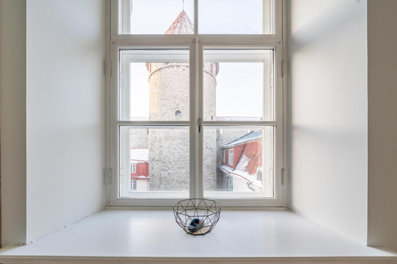 Old Town - Vana Viru Apartment Tallinn Bagian luar foto